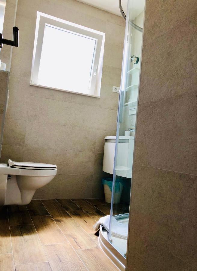 Guest House Stipe Брела Екстериор снимка