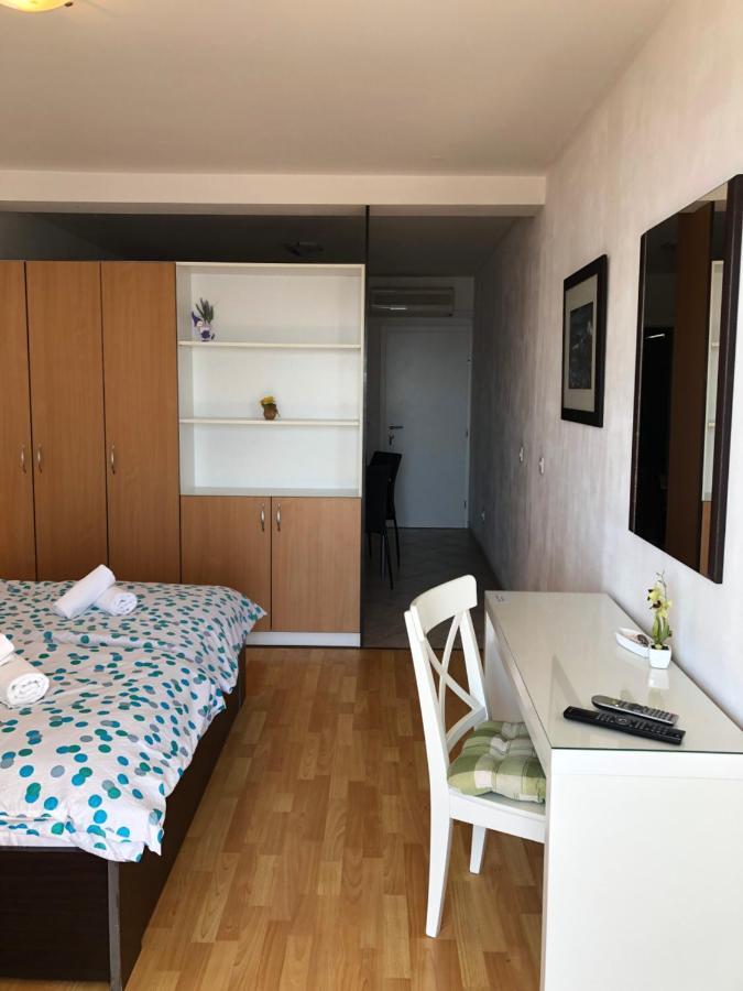 Guest House Stipe Брела Екстериор снимка